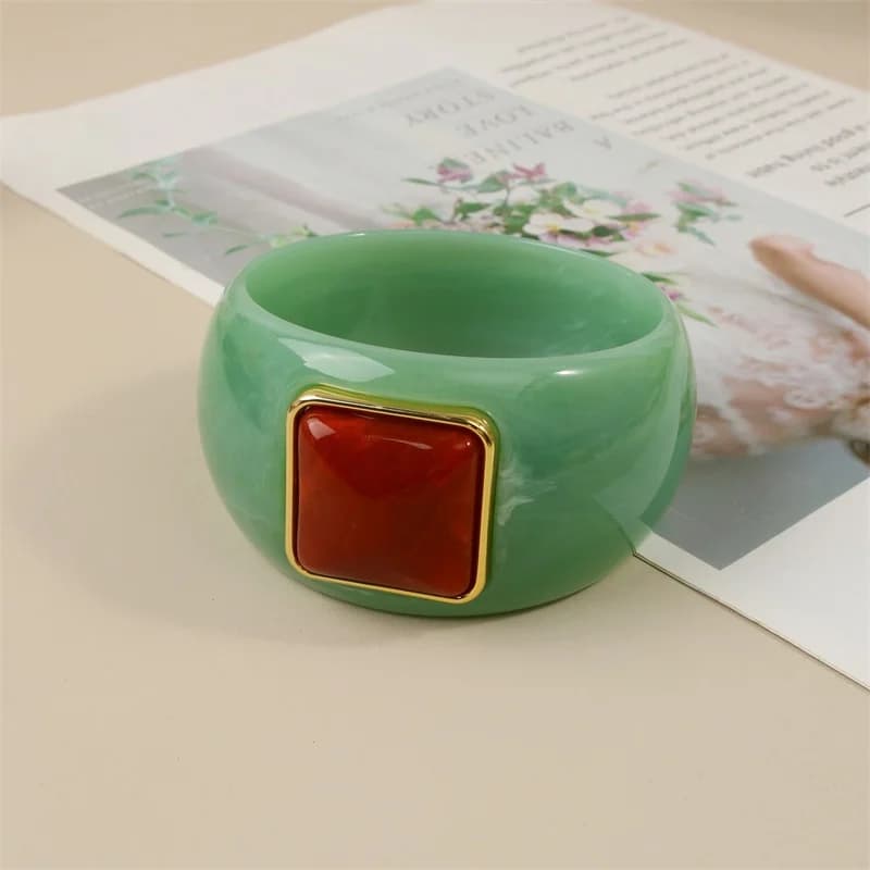 Čtvercový náramek bangle z akrylové pryskyřice s geometrickým vzorem pro ženy