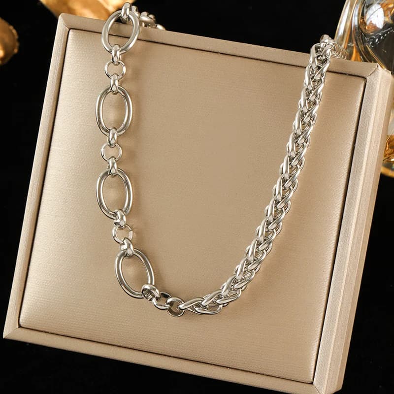 Stříbrný choker náhrdelník pro ženy