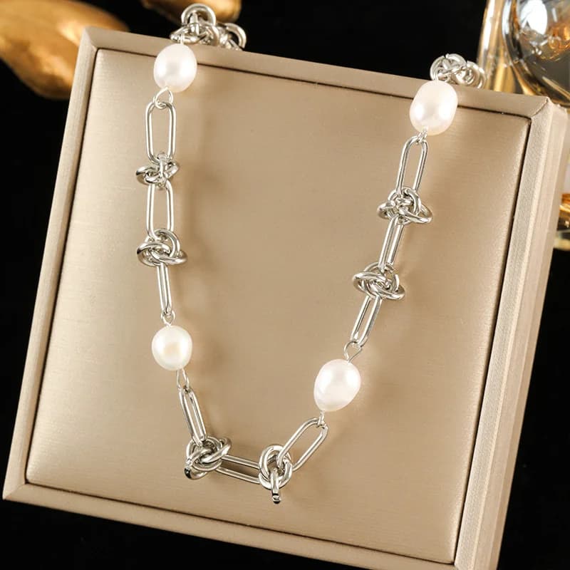 Stříbrný choker náhrdelník pro ženy