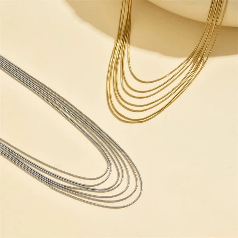 Zlatý vícevrstvý řetízkový náhrdelník (Collar)