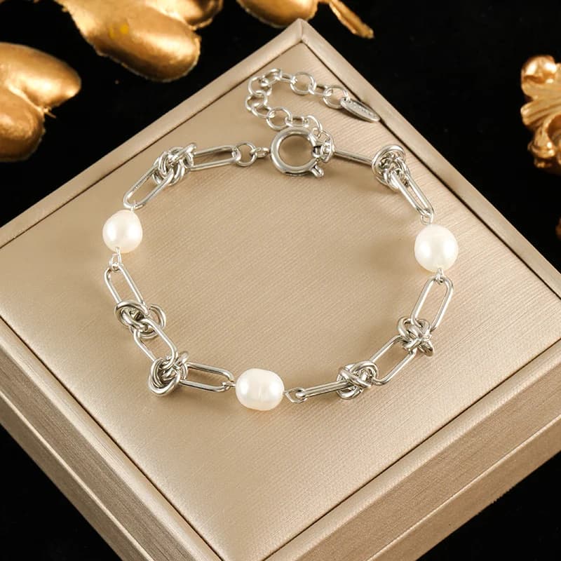 Leštěný široký bangle náramek, zlatý